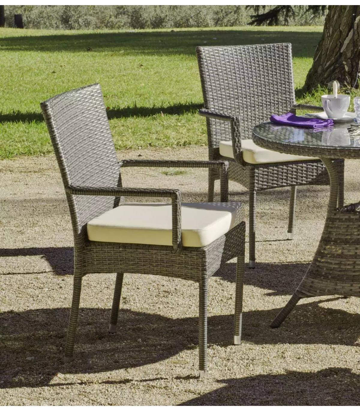 Pack de 4 sillones apilables con cojines para exterior