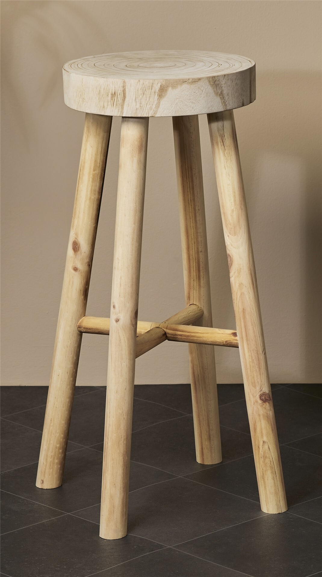 Taburete rustico madera tostada 75 cms. 30dx75 cms