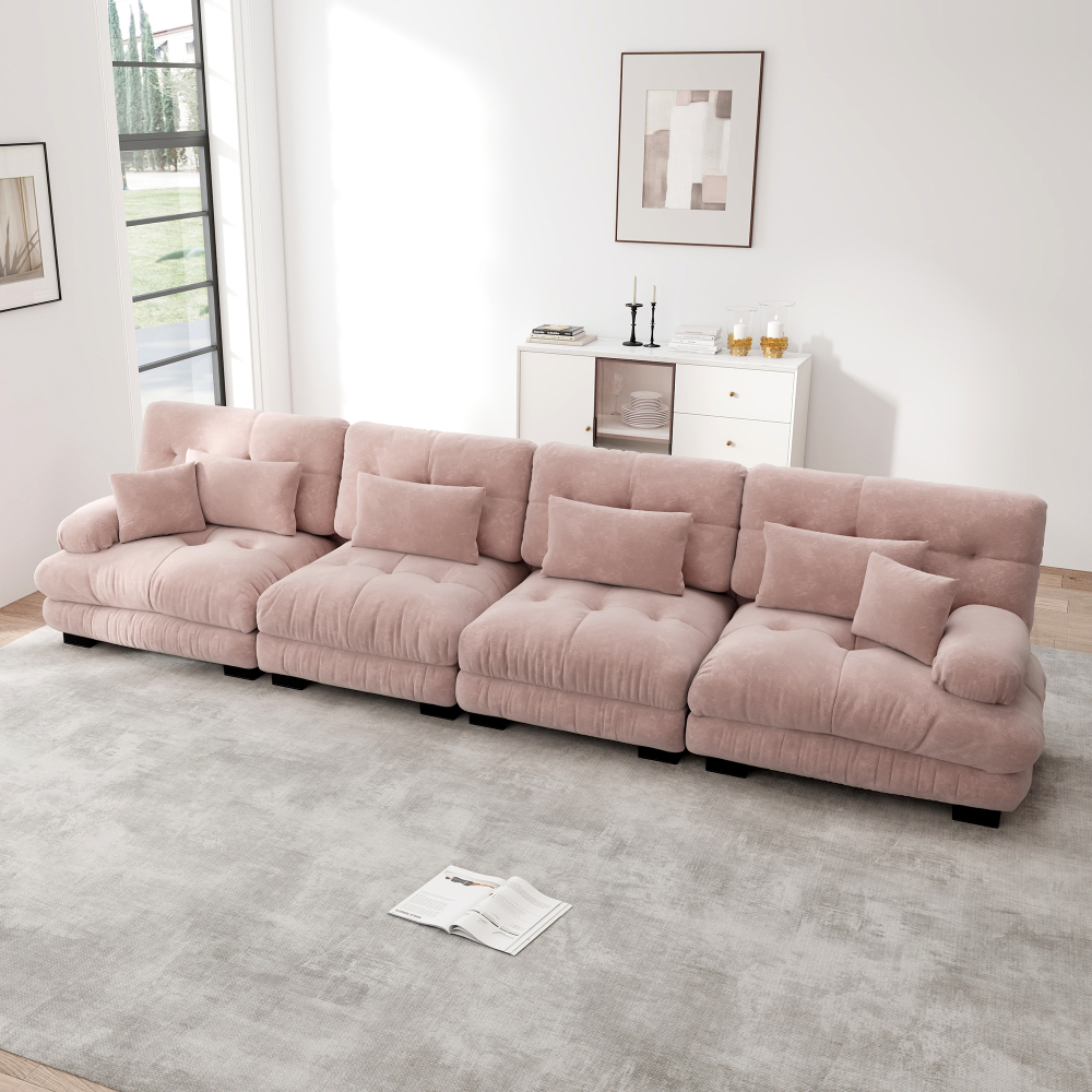 Sofá modular de 4 plazas en chenilla rosa con asiento profundo y cojines