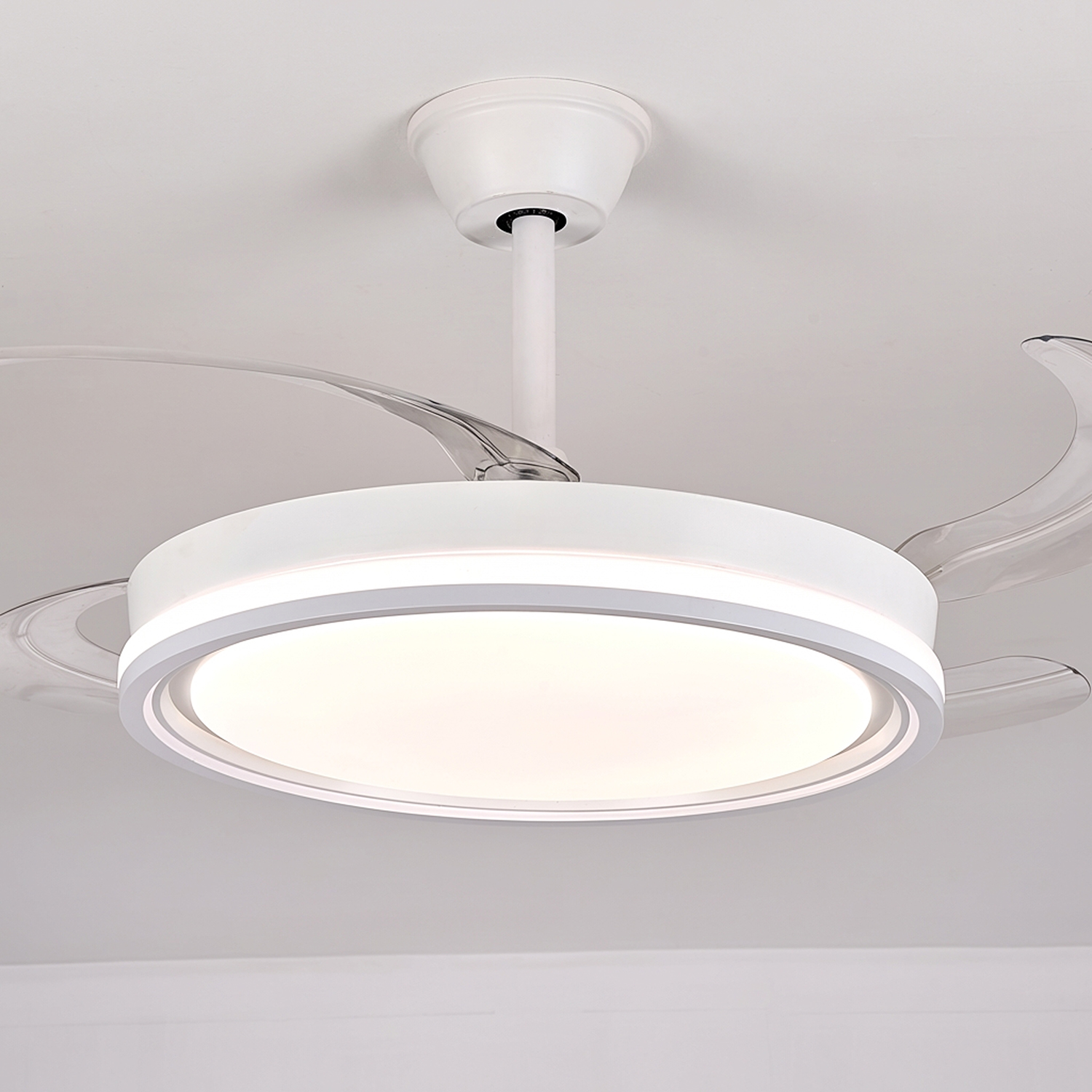 Ventilador de techo con luz caelus blanco, 4 aspas retráctiles