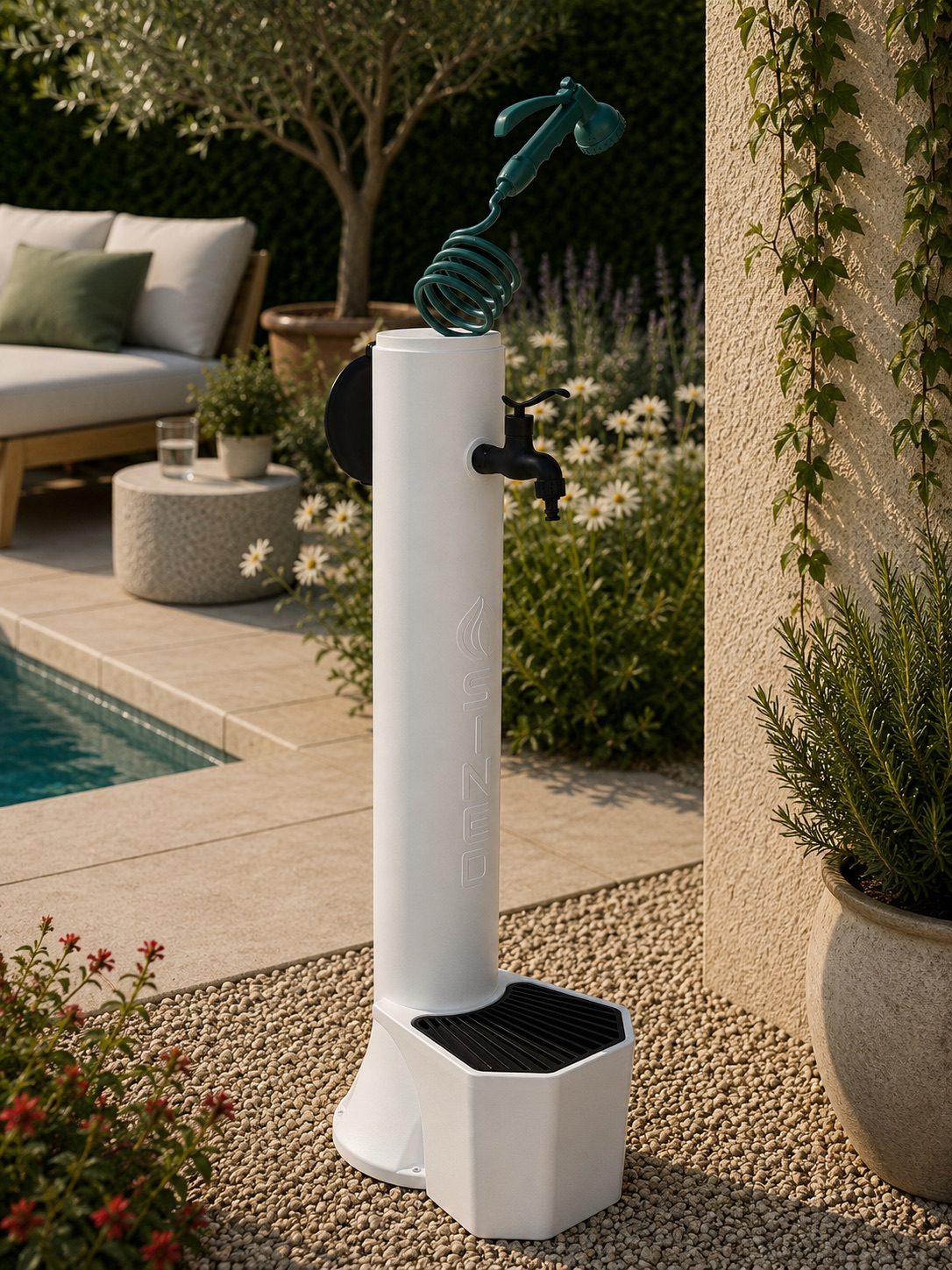 Fuente de jardín con cubo blanco y pistola sined triton pro blanco