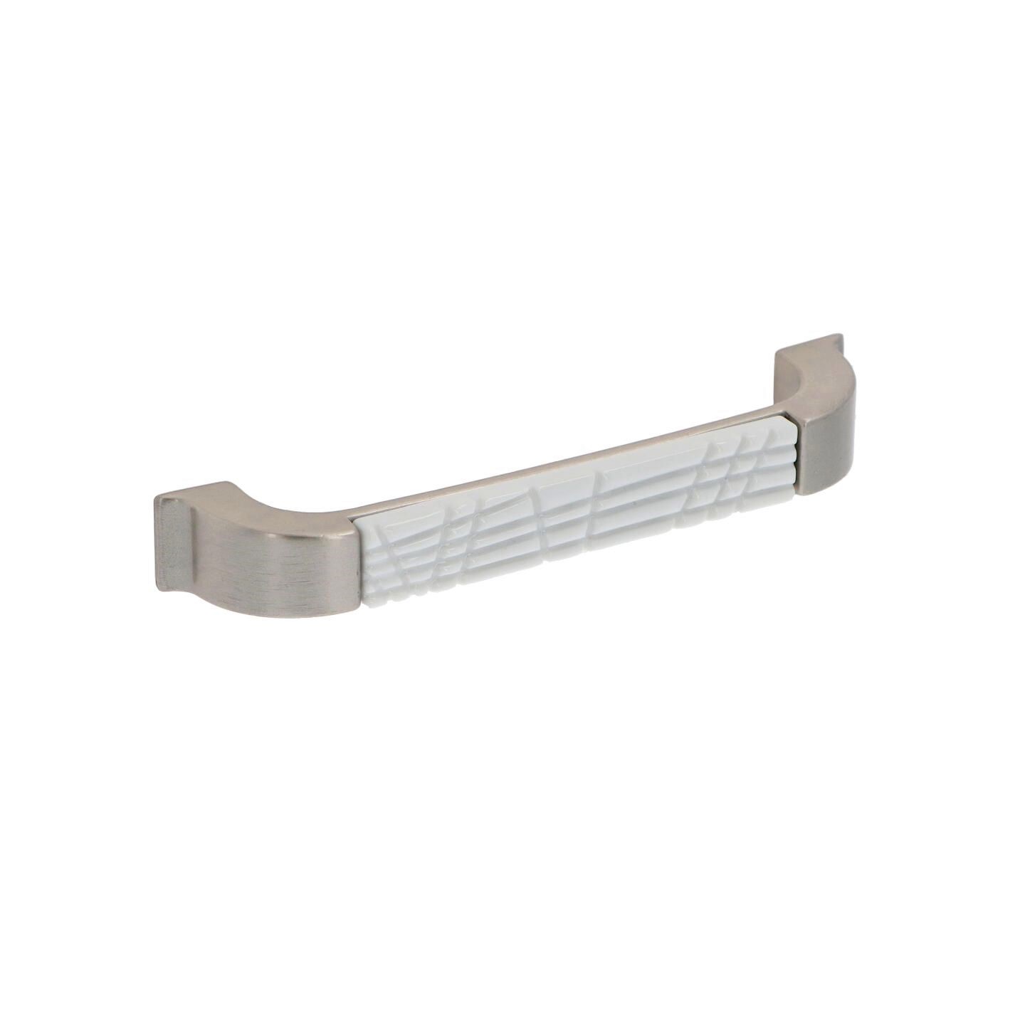 Tirador para muebles en zamac y porcelana dist entre eje 128 mm