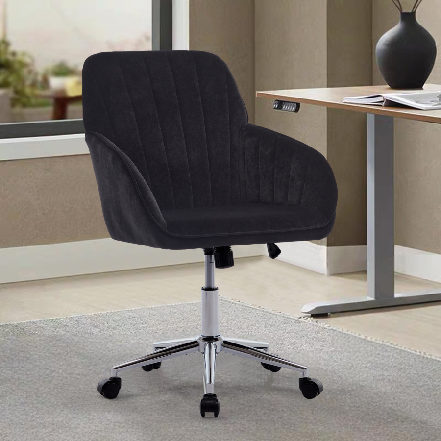 Silla de oficina giratoria de terciopelo negro con respaldo cómodo