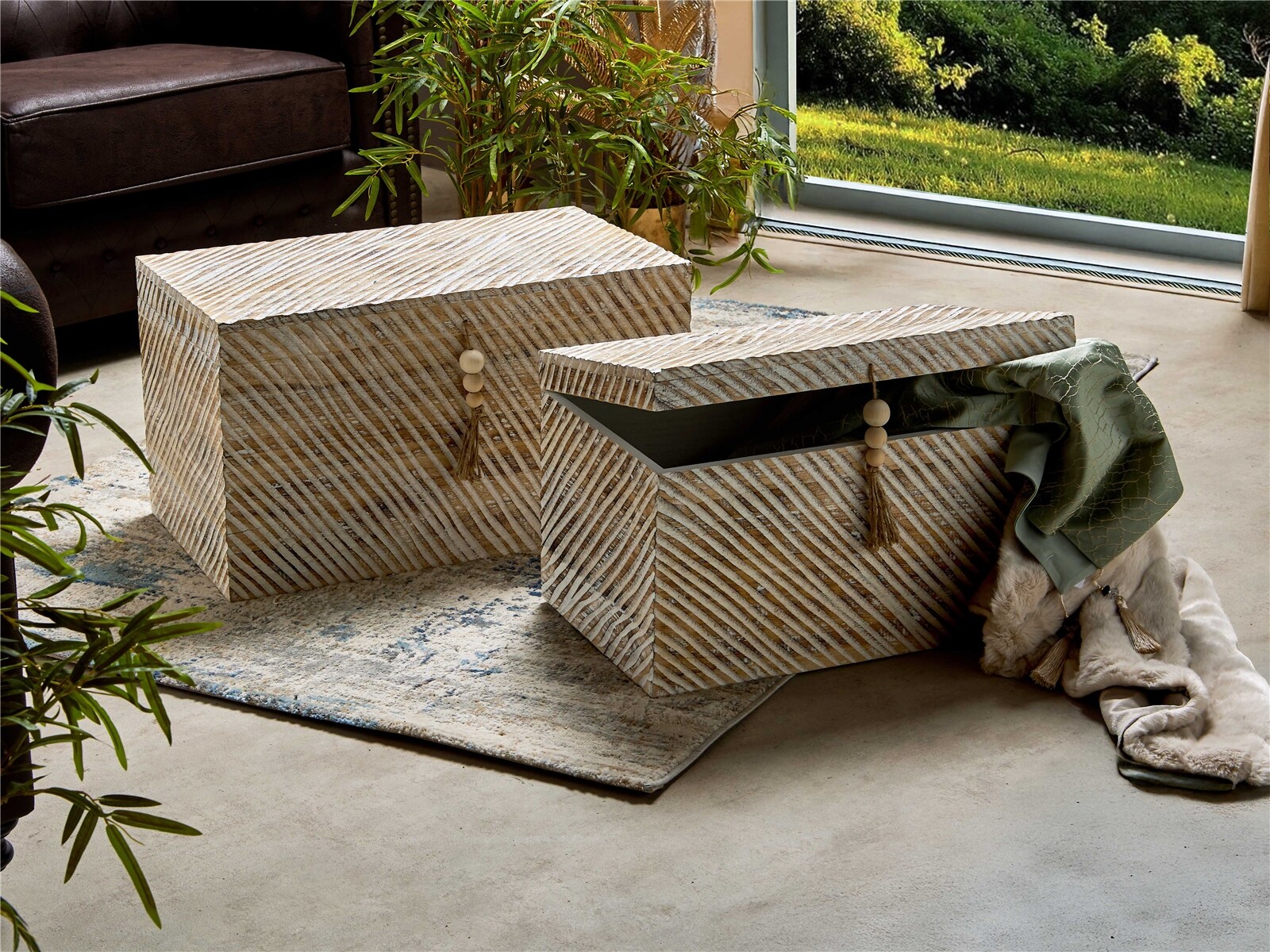 Baul madera rallas en diagonal blancas 70x40x40 cms. S/2 70dx40 cms