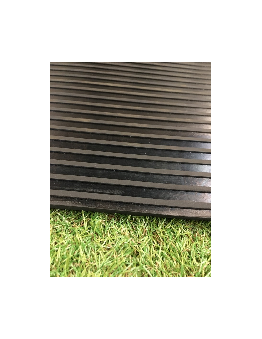 Jardin202 - suelo goma estribera | pavimento estribera | rollo 1,50m x 15m