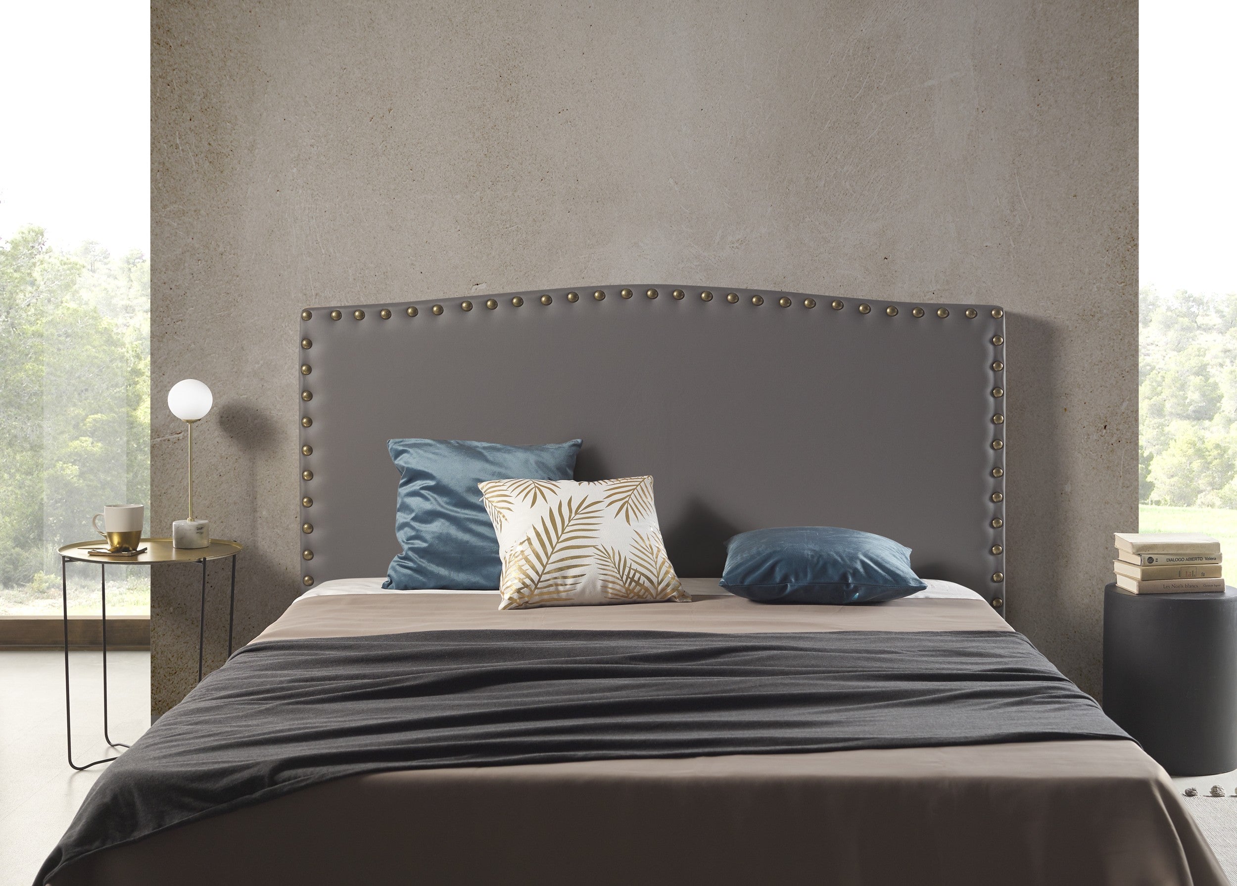 Cabecero ambar para cama de 160 de polipiel gris 165x115x8.