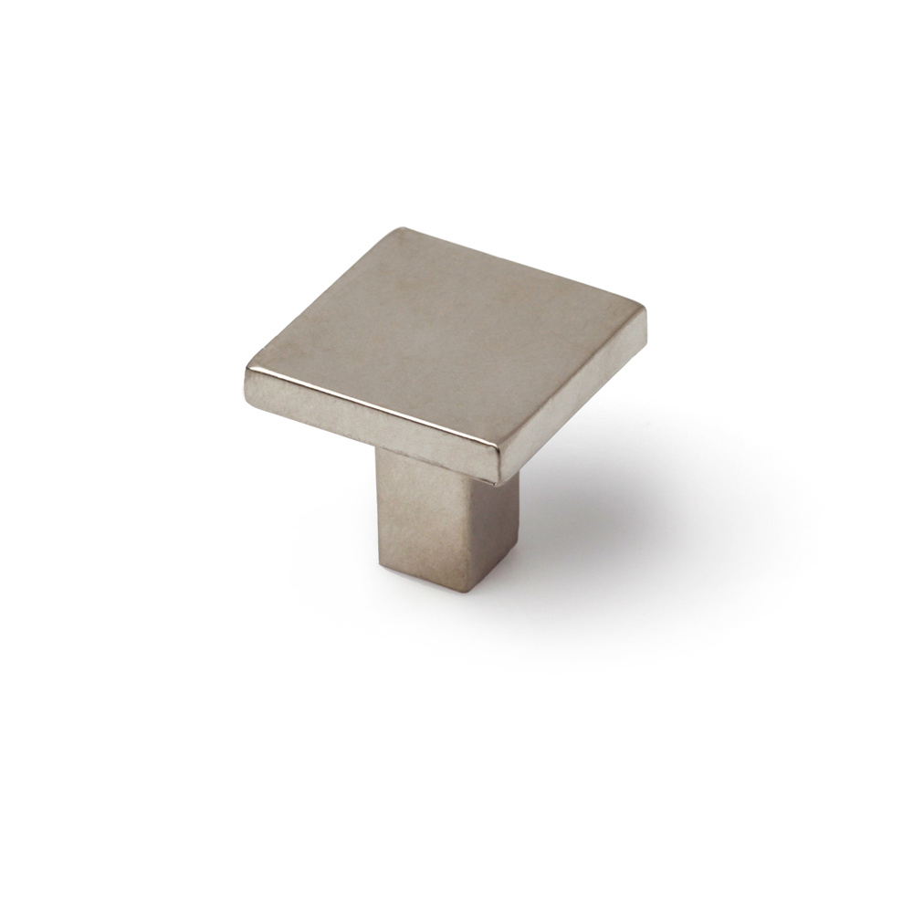 Pomo metal cuadrado 30x30 mm cromo mate