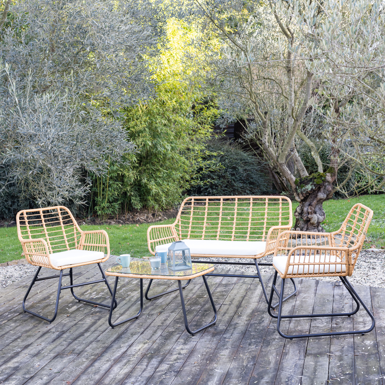 Conjunto de muebles de jardín tiga de resina tejida 4 plazas cojines crema
