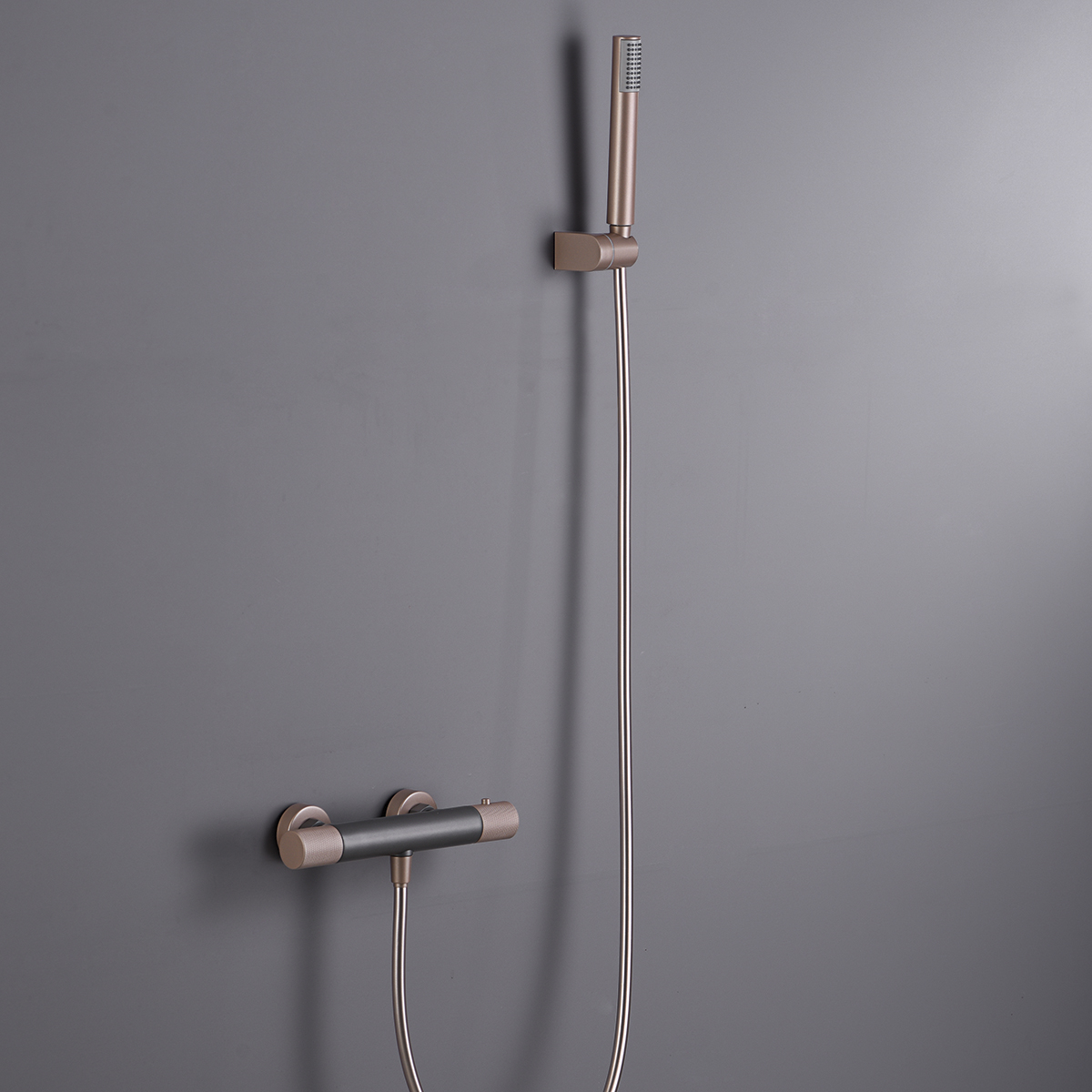 Grifo de ducha termostático line gris mate champagne [ imex® ]