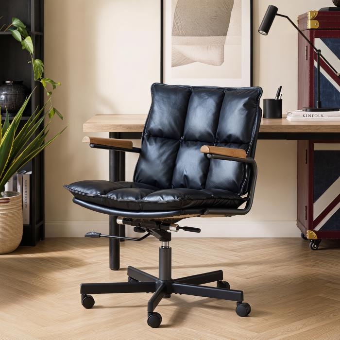 Silla de oficina cuero negro giratoria regulable con ruedas y brazos madera