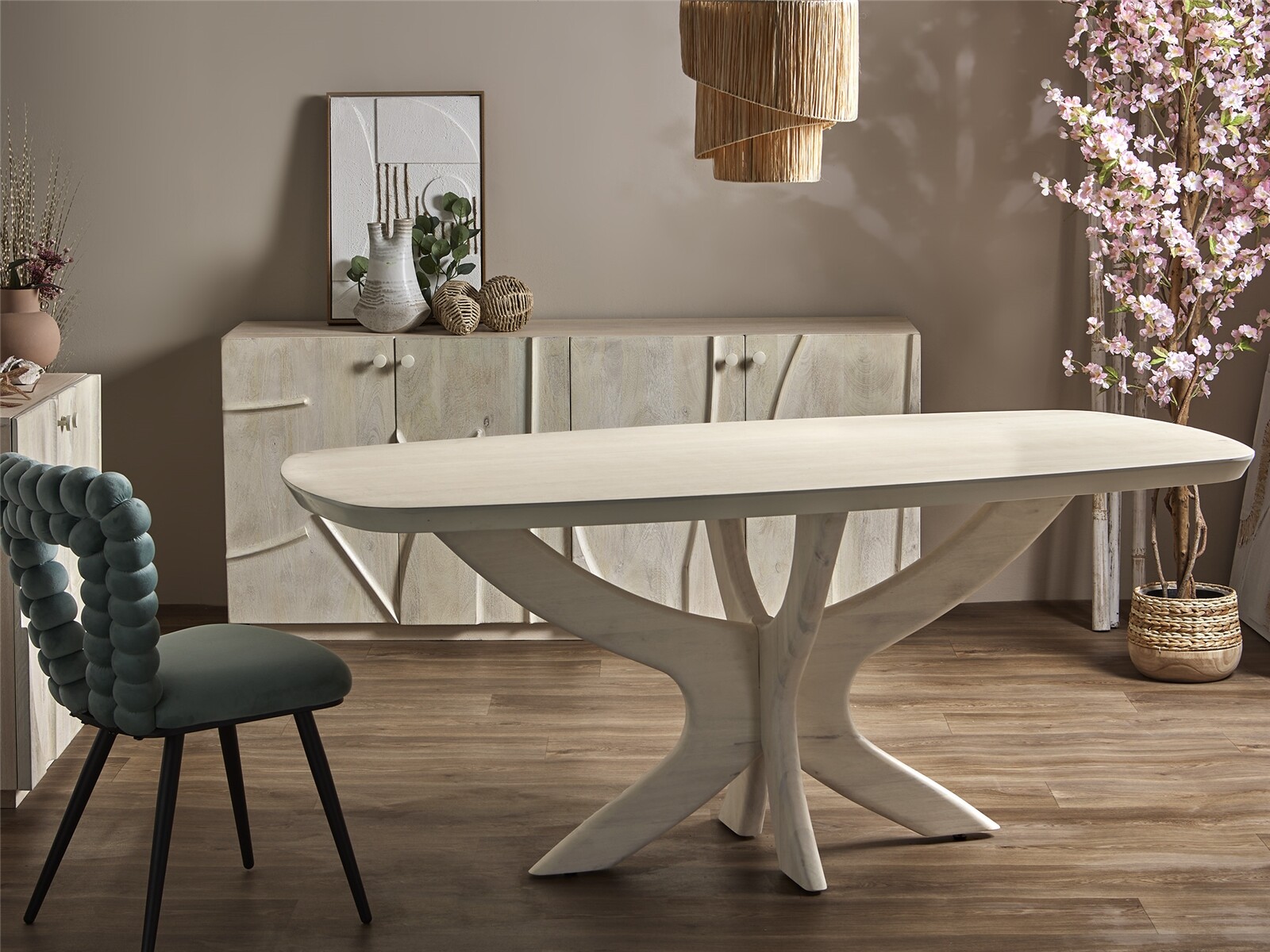Mesa ishaq mango 180x90x77 cms. 180x90x77 cms