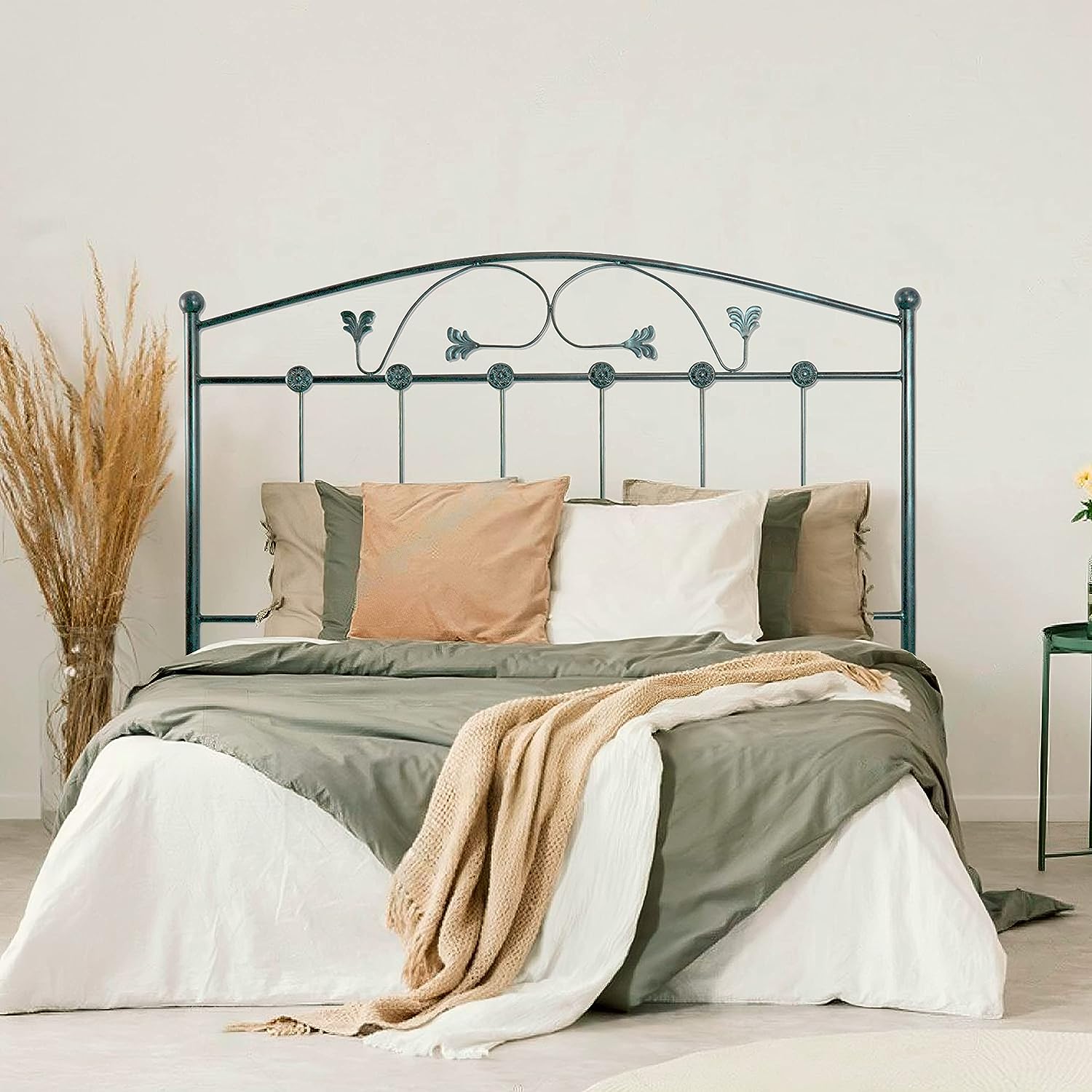 Cabecero de forja manchego, negro verde para cama de 135 cm
