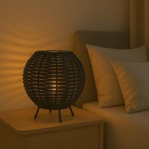 Lámpara de mesa pantalla de mimbre, negra, casquillo e14