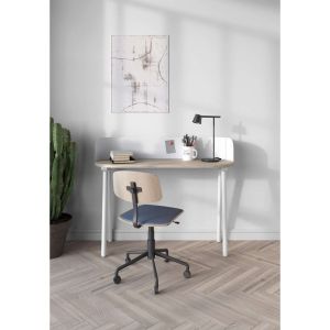 Mesa de estudio moderna funcional y resistente