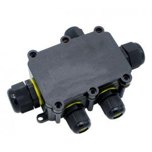 Caja con cinco conectores ip68