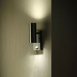 Ip44 doble haz gu10 aplique LED con sensor de movimiento - silamp