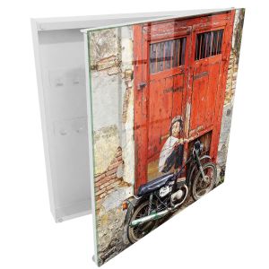 Caja de llaves 30x30x5 arte callejero, apertura derecha blanca