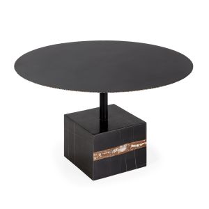 Mesa de centro 81x81x47 metal dorado, marmol negro