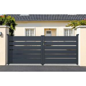 Puerta batiente regulable ancho 4m vogel h.120cm aluminio gris