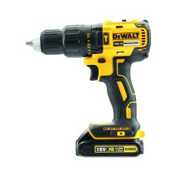 Taladro 18V 2 baterias 1.5A Dewalt