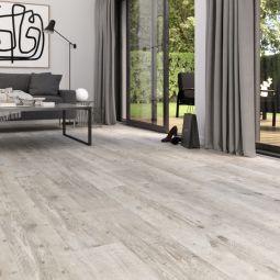 Suelo laminado pino gris 8mm AC5 Crvena