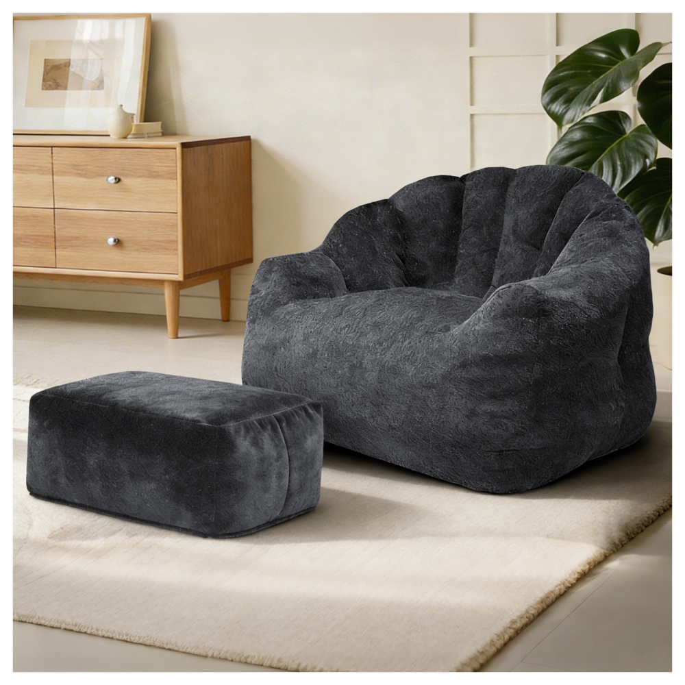 Sillón con reposapiés franela negra diseño floral