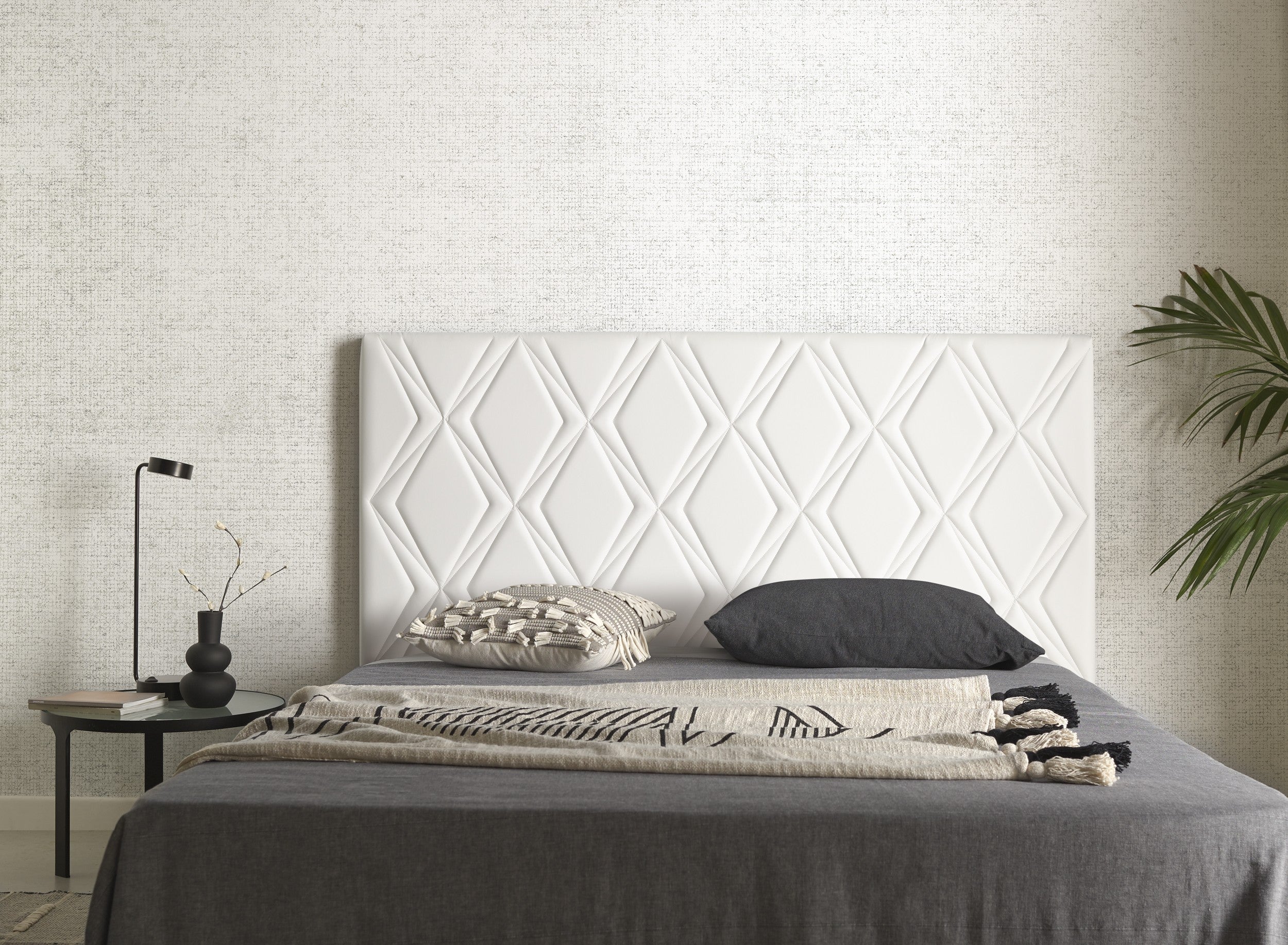 Cabecero rubí para cama de 80 de polipiel blanco 115x115x8.