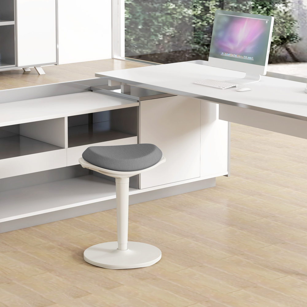 Silla ergonómica de oficina ajustable en altura gris para escritorio de pie